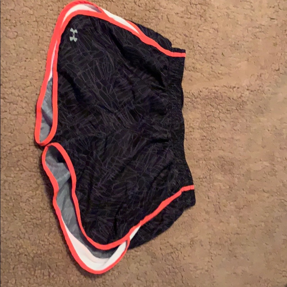 under armor athletic shorts size medium